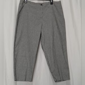 Vintage Plus Size Black and White Gingham Capris Size 16